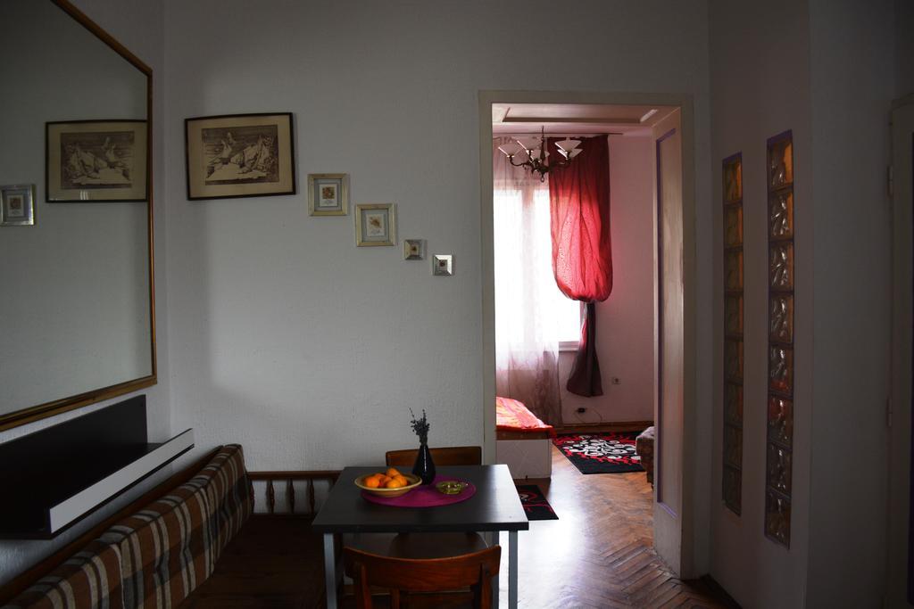 Cozy Downtown Apartment Belgrad Exterior foto